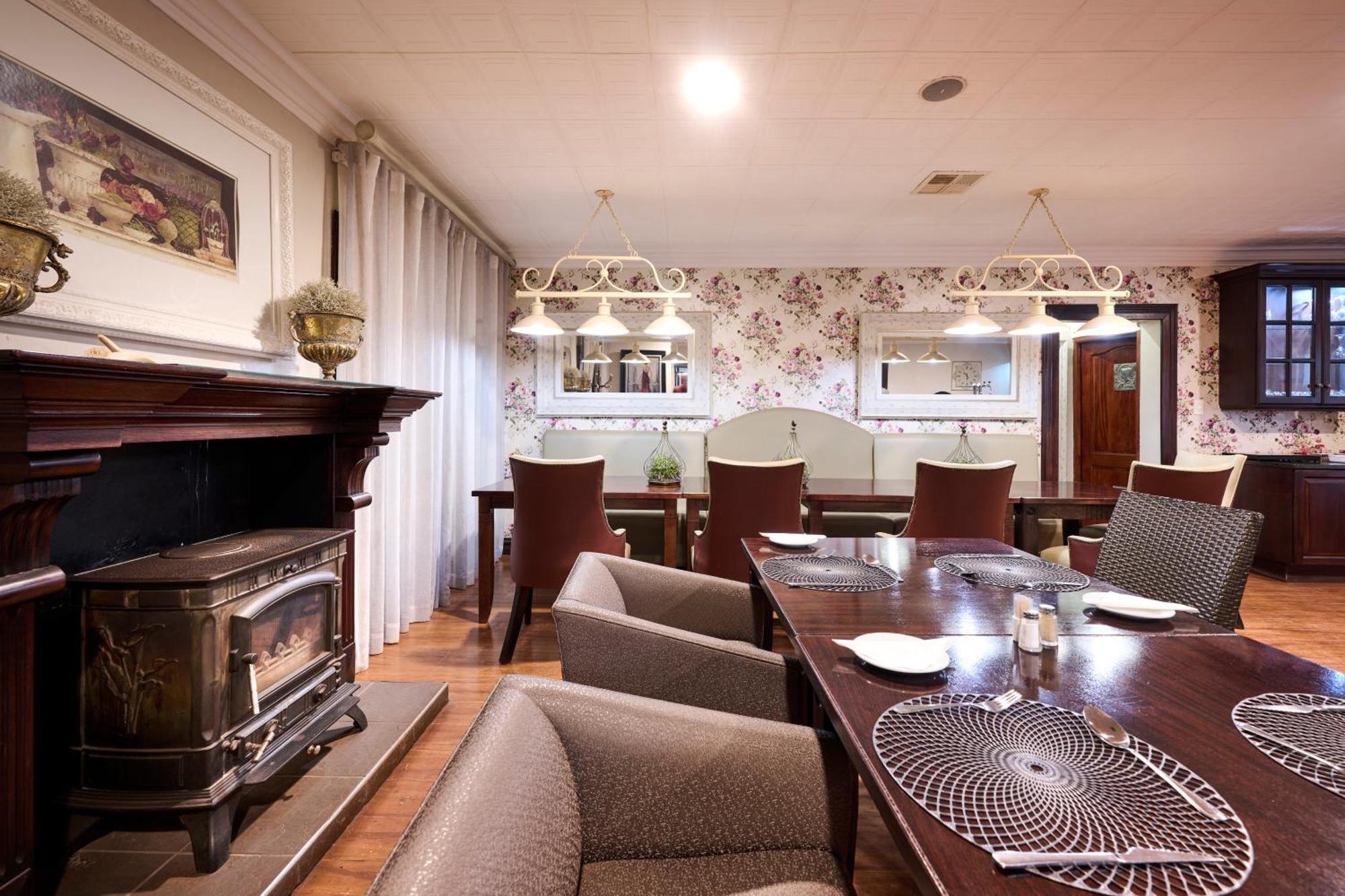 Postmasburg D Olive Rose Boutique Hotel Екстериор снимка